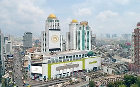 เดอะ เบิร์คลีย์ โฮเทล ประตูน้ำ (SHA Plus+)